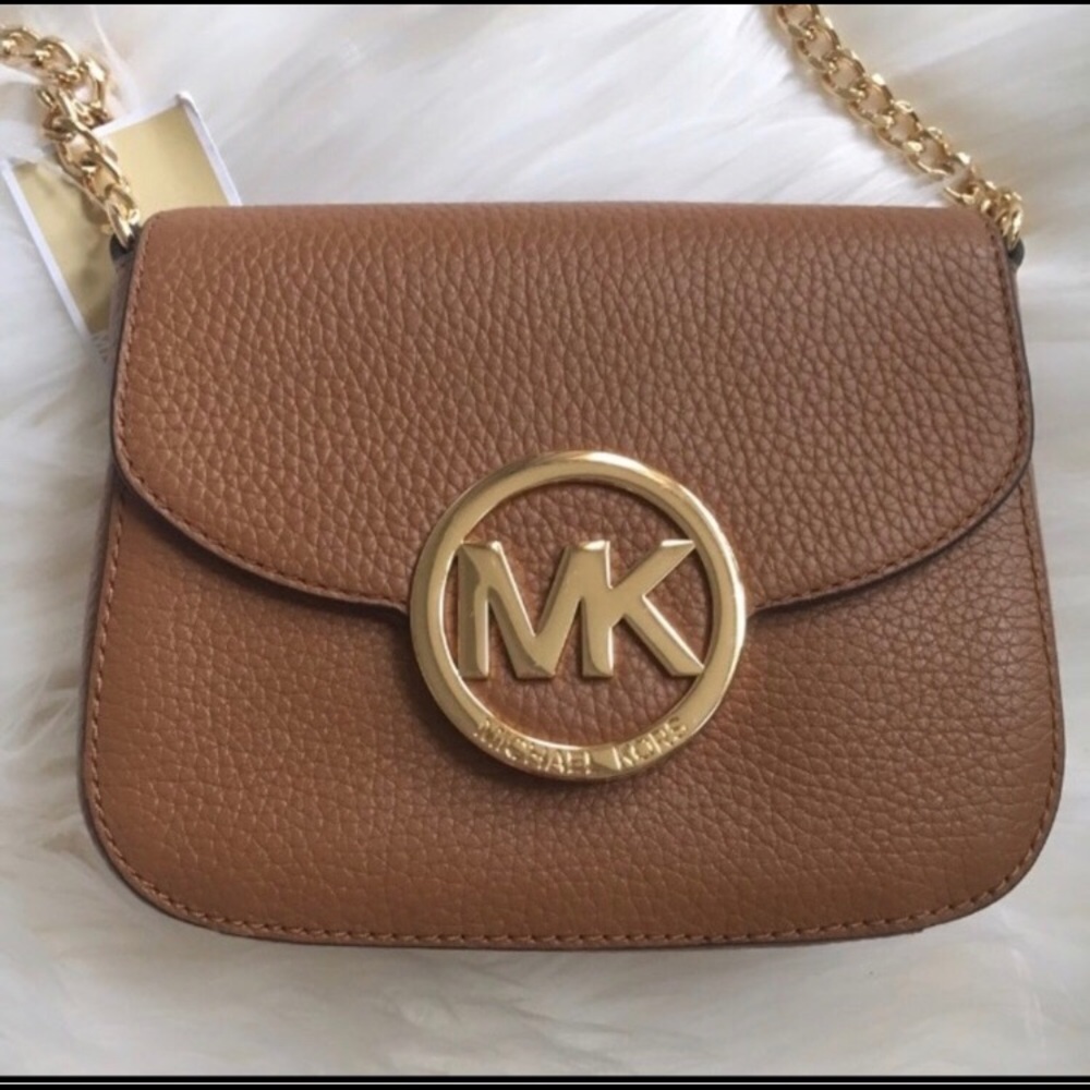 New CrossBody Purse Micheal Kors